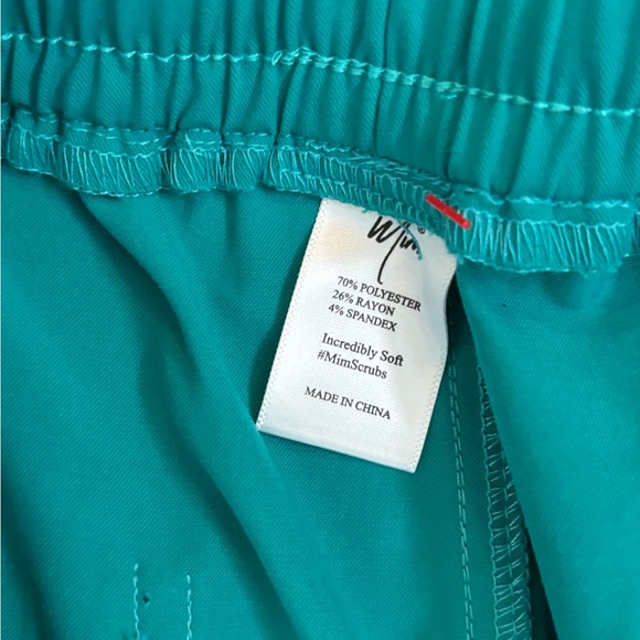 Millennials in medicine Mims  scrub set medium teal - Picture 13 of 16